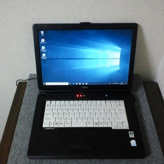 （代引可能）WIN10 FUJITSU FMV-A6270