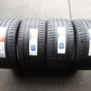 未使用品　265/35Ｒ18　4本組　ミシュランパイロットスポー...