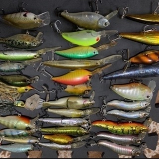 受渡し者決定しました。バス用ルアー61個セット（最終値下げしました）