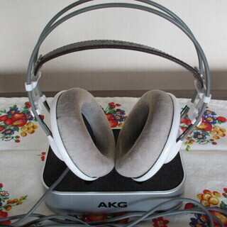 美品　AKG　高級 ヘッドホン　K701