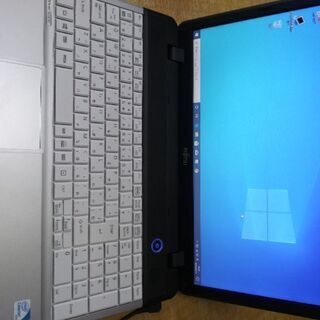 富士通 LIFEBOOK A512/FX Celeron B730 1.80GHz 4GB HDD 320GB Win10 32bit 15.6インチ の画像