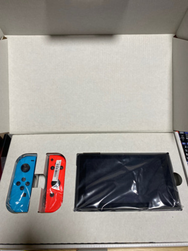 【美品】任天堂switch  本体　箱有り