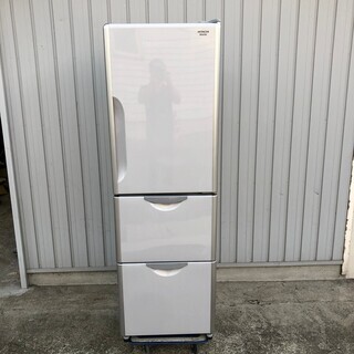 【HITACHI】日立 3ドア 冷凍冷蔵庫 R-S300DMV 302L 自動製氷 2014年製 HITACHI】日立 3ドア 冷凍冷蔵庫 R-S300DMV 302L 自動製氷 2014年製