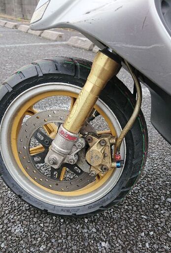 アドレスV125G 12インチ 本物 ブレンボー付き タイヤ前後新品他