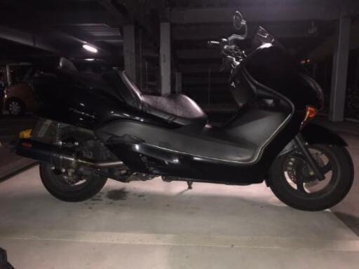 ホンダのフォルツァのmf08の後期です