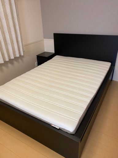 IKEA MALM ダブルベッド HAMARVIKマットレスセット