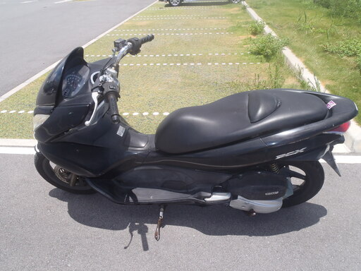 ホンダ PCX125 J28