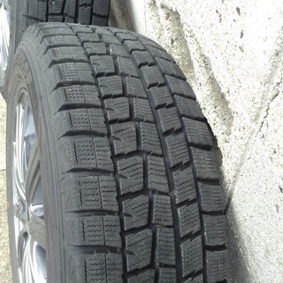 【値下げしました】ダンロップ ウィンターマックス01 205/60R16 