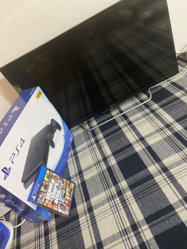 テレビ32インチ＋ほぼ新品ps4（500GB）＋GTA5