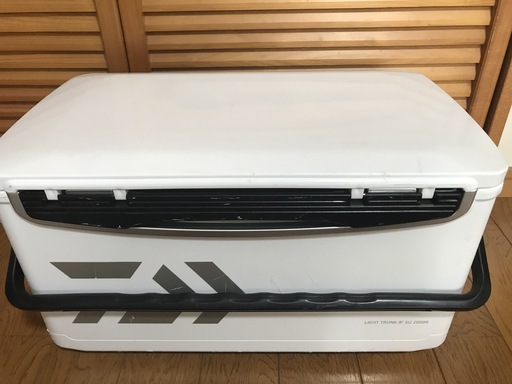 【中古 傷あり】daiwa　ライトトランク4　SU2000R　シルバー