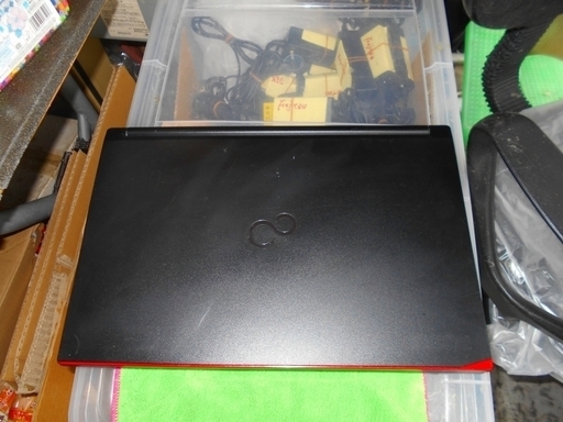 Fujitsu lifebook A573/G Core i5　ブラック(非光沢液晶)①