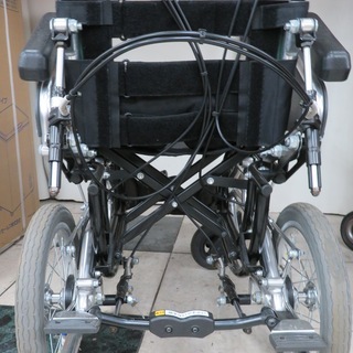 引取限定】ミキ 車いす 中古品 店頭展示品 黒 SKT-8 手動