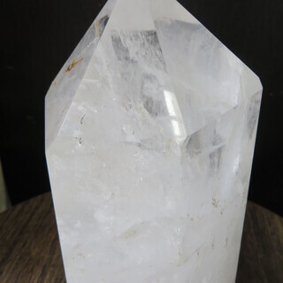 水晶   高さ32cm 重量7kg