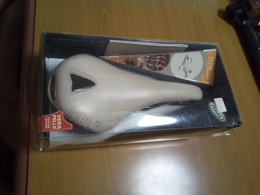 セライタリア シート 140g 箱入り 説明書 超軽量 FLITE KIT CARBONIO