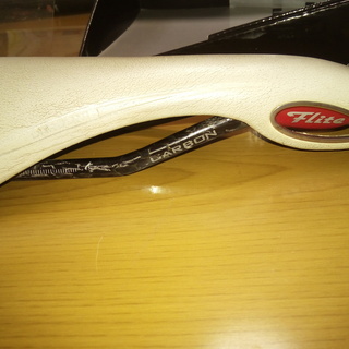 セライタリア　シート　140ｇ　箱入り　説明書　超軽量　FLITE KIT CARBONIO　カーボン