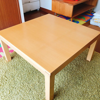 テーブル　寸法74cm✖️74cm 高さ38cm