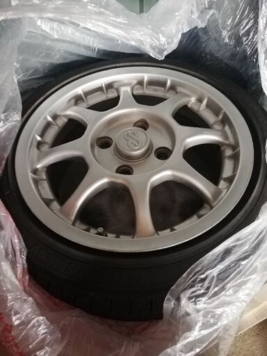 車のホイール