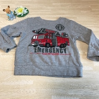 西松屋購入品🎵消防車スウェット🎵110センチ