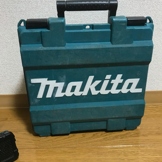 マキタ 充電式レシプロソー 10.8V JR101DW とラジオ セット