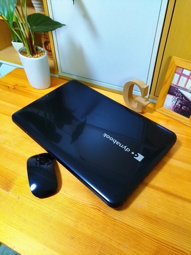 新品SSD480G搭載でCorei7メモリ8Gの超高性能dynabook！　4コア8スレッド♪　ブルーレイ対応☆　　高級感のある光沢プレシャスブラック★　最新Windows10　64Bit！　高速PC★　東芝　dynabook　大画面15.6インチ　高音質　光沢黒　　ノートパソコン　無線LAN　Wi-Fi対応　DVDドライブ　テンキー搭載　ゲーミングPC