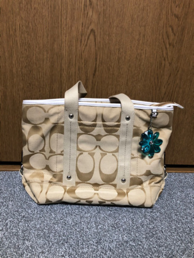 コーチ　COACH かばん　バック　お出かけ　おしゃれ