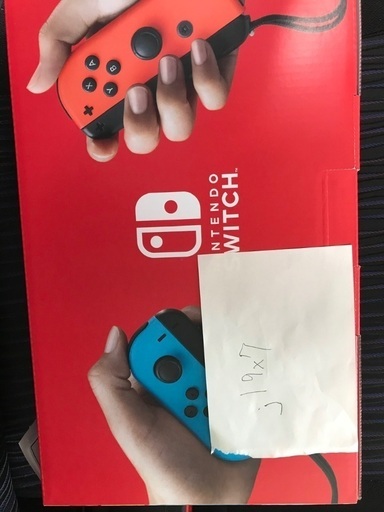 新品未使用 新型ニンテンドースイッチ ブルー/レッド