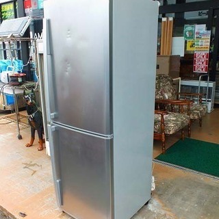 【苫小牧バナナ】2007年製 三菱/MITSUBISHI 256L冷蔵庫 右開き MR-H26M-T シルバー系 単身向け 清掃済み 2007年製 大きめ256L 冷蔵庫 三菱 MR-H26M【地域限定配送無料