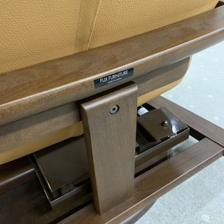 ★高級家具　富士ファニチャー/FUJI　FURNITURE　本革　回転式リクライニングチェア　レバー式
