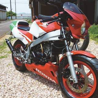 ホンダNSR50お売りします。稀少な2サイクルエンジン。カスタム多数！！
