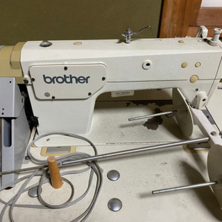 ミシン　プロ　工業用マシーン　ブラザー　BROTHER