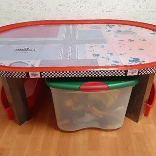 カーズの世界木製レールセット&テーブル 【公式通販】