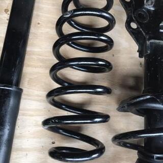 ホンダ　ヴェゼル　サスペンション