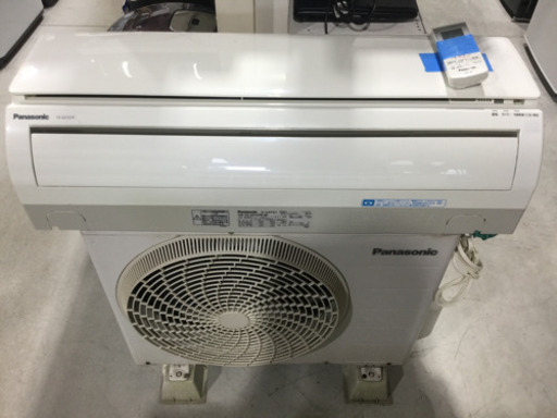 Panasonic  2.2kw ルームエアコン CS-221CFR-W 2011年