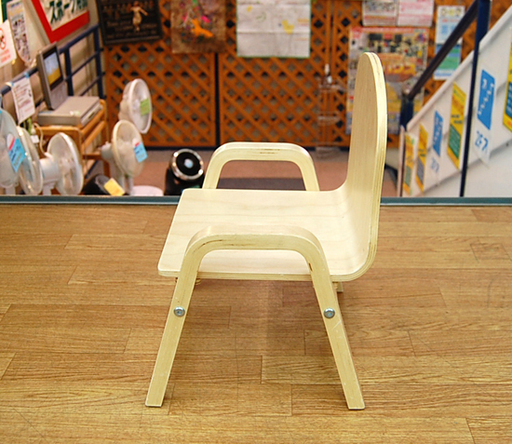 子ども用 イス 椅子 いす ベビー 木製ミニチェア 幅310 奥行270 高さ4mm 西松屋 Mc W4 D 札幌市 清田区 平岡 モノハウス平岡店 大谷地のベビー用品 ベビーベッド 家具 の中古あげます 譲ります ジモティーで不用品の処分 子ども用 イス 椅子 いす ベビー 木製ミニチェア 幅310 奥行270 高さ4mm 西松屋 Mc W4 D 札幌市 清田区 平岡 モノハウス平岡店 大谷地のベビー用品 ベビーベッド 家具 の中古あげます 譲ります ジモティーで不用品の処分