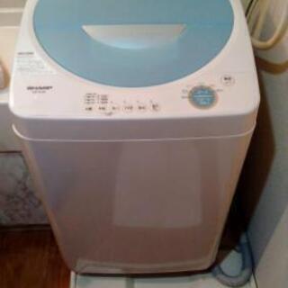綺麗なシャープ製洗濯機