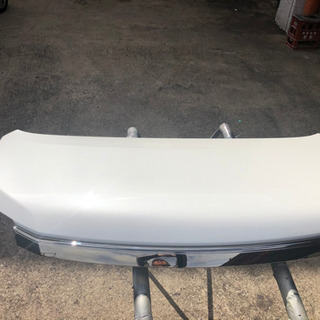 エスクァイヤー　ボンネット