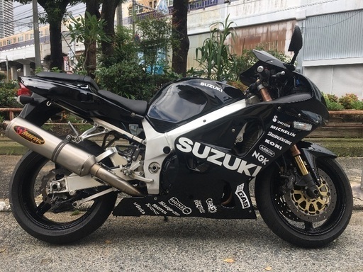 逆車フルパワー　スズキ　GSX-R750 K1 アクラポヴィッチマフラー　神戸市配送無料