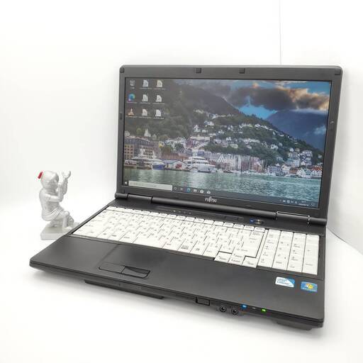 富士通 メモリ4GB HDD320GB ノートパソコン