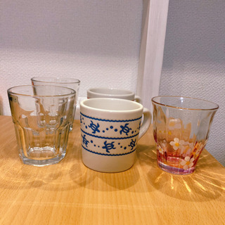 【中古】マグカップ２個&グラス3個