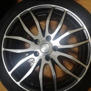 225/45R18