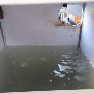 ☆中古品 アクアリウム 浄化槽 フィルター装置 サンゴ礁付き☆