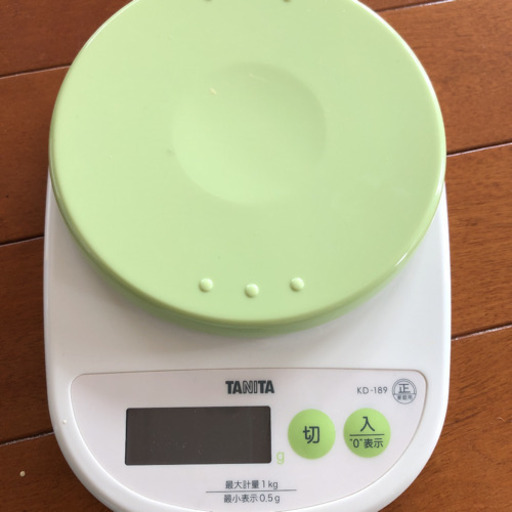 タニタのデジタルクッキングスケール