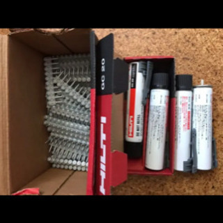 新品HILTI ヒルティ ピン ガス 吊り金具 セット 新品HILTI ヒルティ ピン ガス 吊り金具 セット