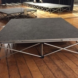 INTELLI STAGE 簡易ステージ4m×2m ライザーセット