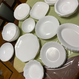ヤマザキパン　白いお皿各種　49枚