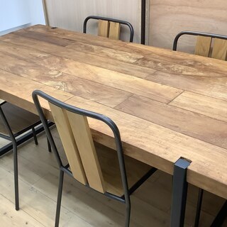 木目をそのまま活かした温かみ溢れるデザインのd-bodhi(ディーボディー)のダイニング5点セット！