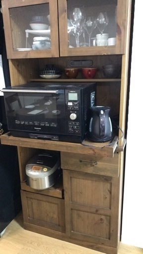 ウニコ　キッチンボード　食器棚　8月23日まで