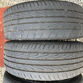 19インチ　225/35/19