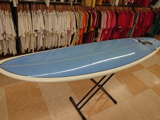 ジモティ―見たで6％OFF】ファンボード 6'8” FIN付