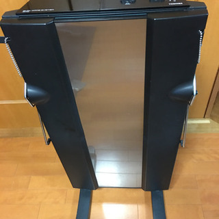 東芝　ズボンプレッサー　HIP-T100